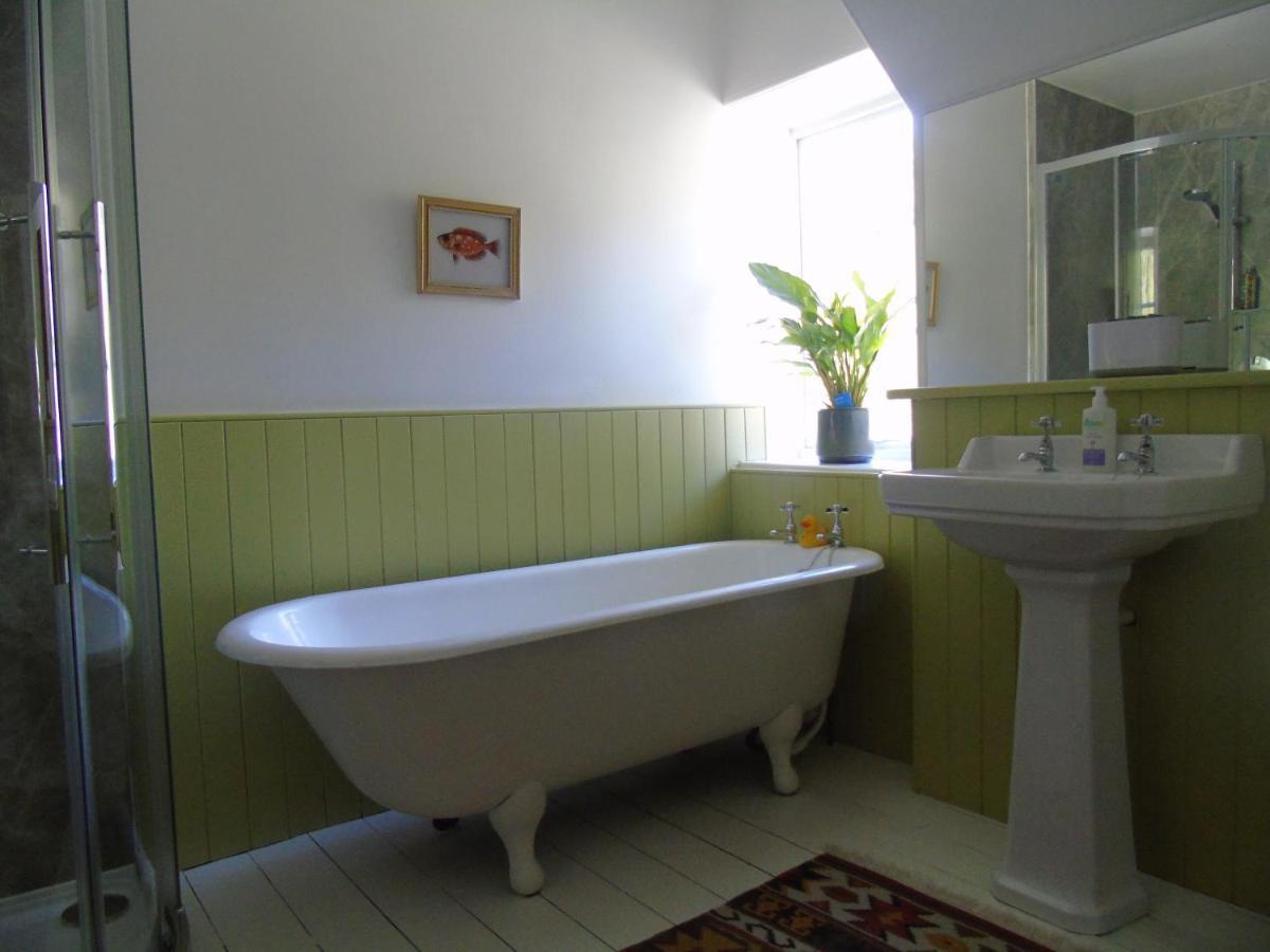 Rowan Cottage, Crannachcottages Гарв Екстериор снимка
